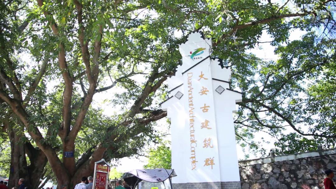 平南电视台新闻播出时间,广西卫视节目播出时间