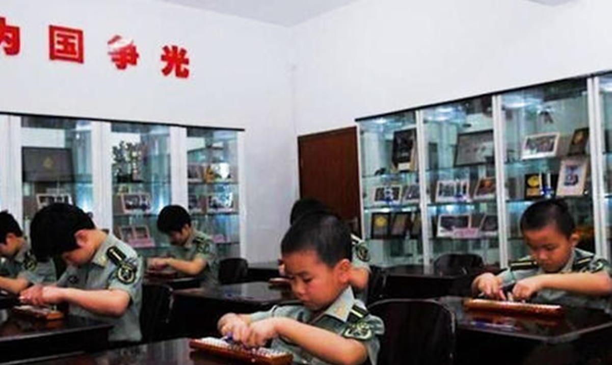 中国最小的兵8岁,中国最小的8岁军人