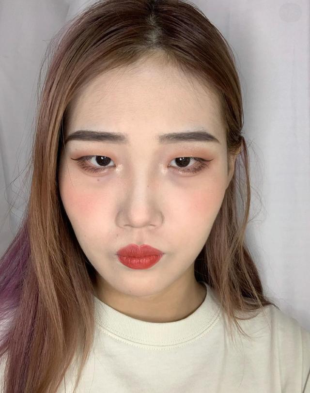 化妆后差别很大是什么原因,化妆不好看的原因