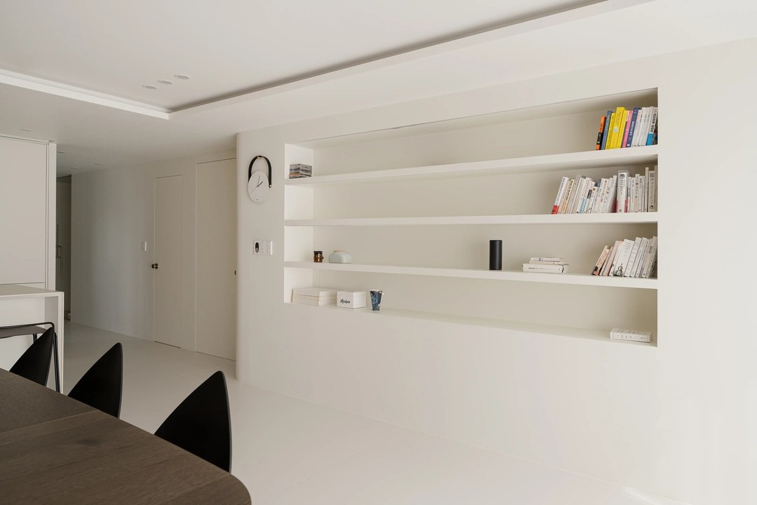 小客厅如何选沙发显得大,小客厅没有沙发如何做到简洁大气