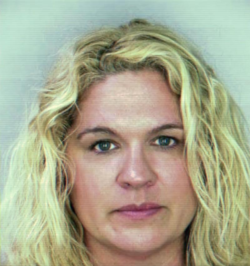 2006年，美国黑人小伙喜中3000万彩票，3年后尸体在水泥中被发现