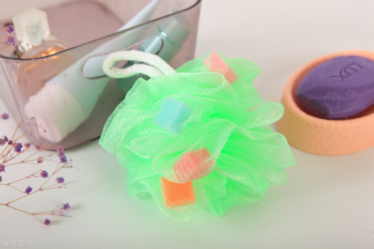 洗澡搓泥怎样才算是搓干净了,洗澡搓得越干净越好吗