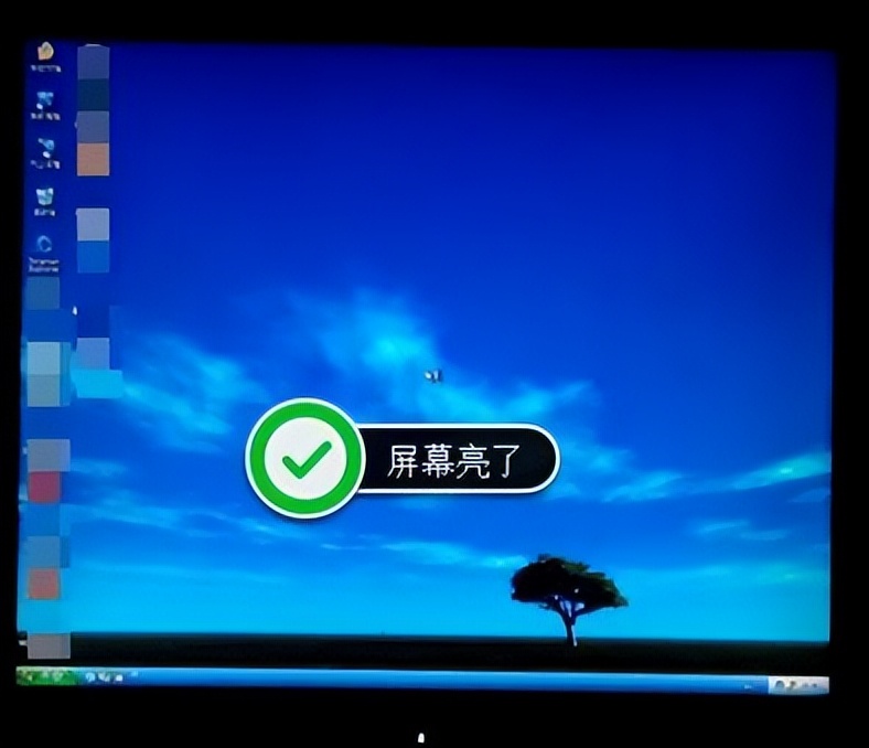 电脑显示屏无信号鼠标键盘都不亮,电脑开机键盘灯不亮显示屏无信号