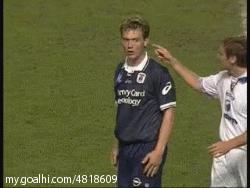 男足比赛场面,男足笑死对手