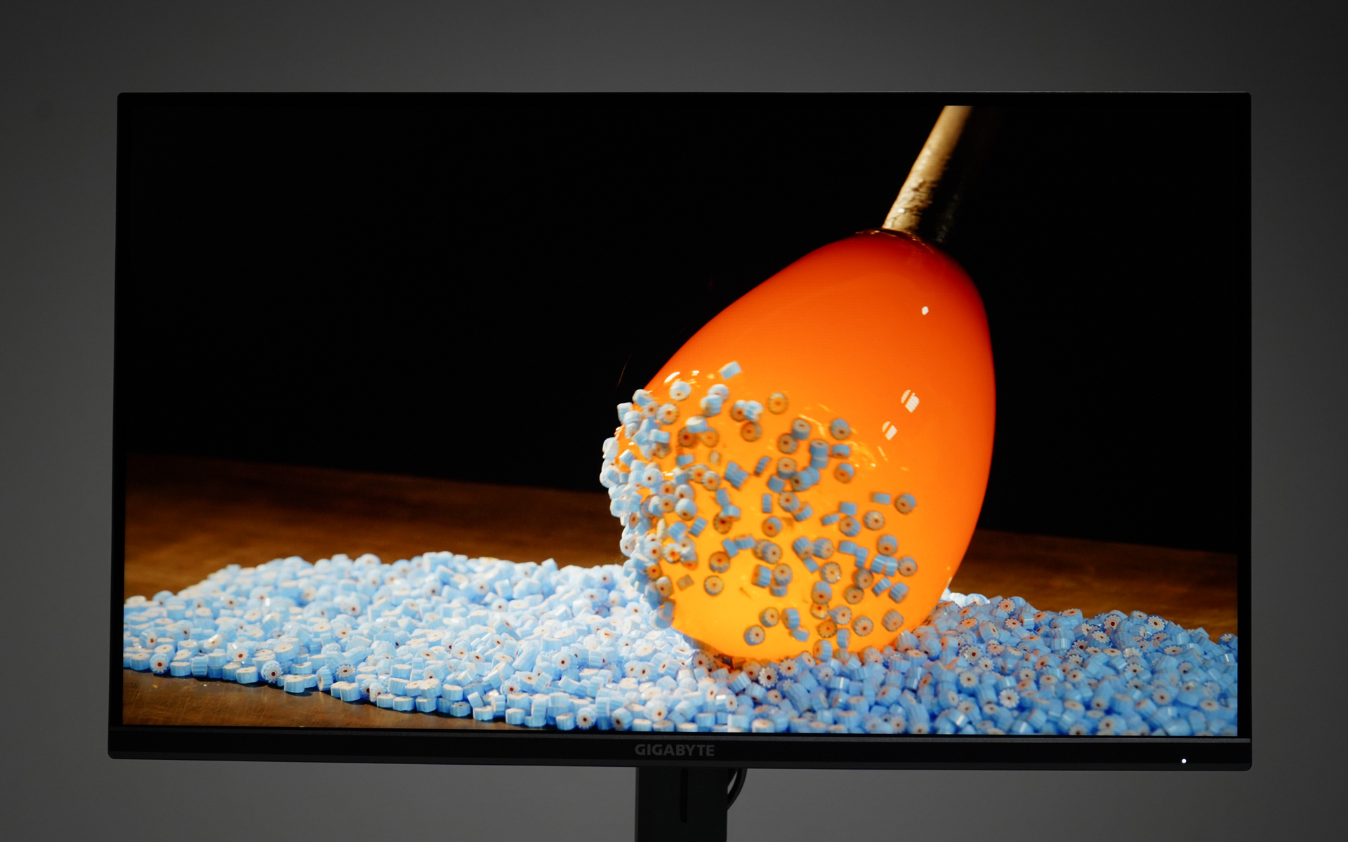 技嘉显示器m34,技嘉M32UC显示器