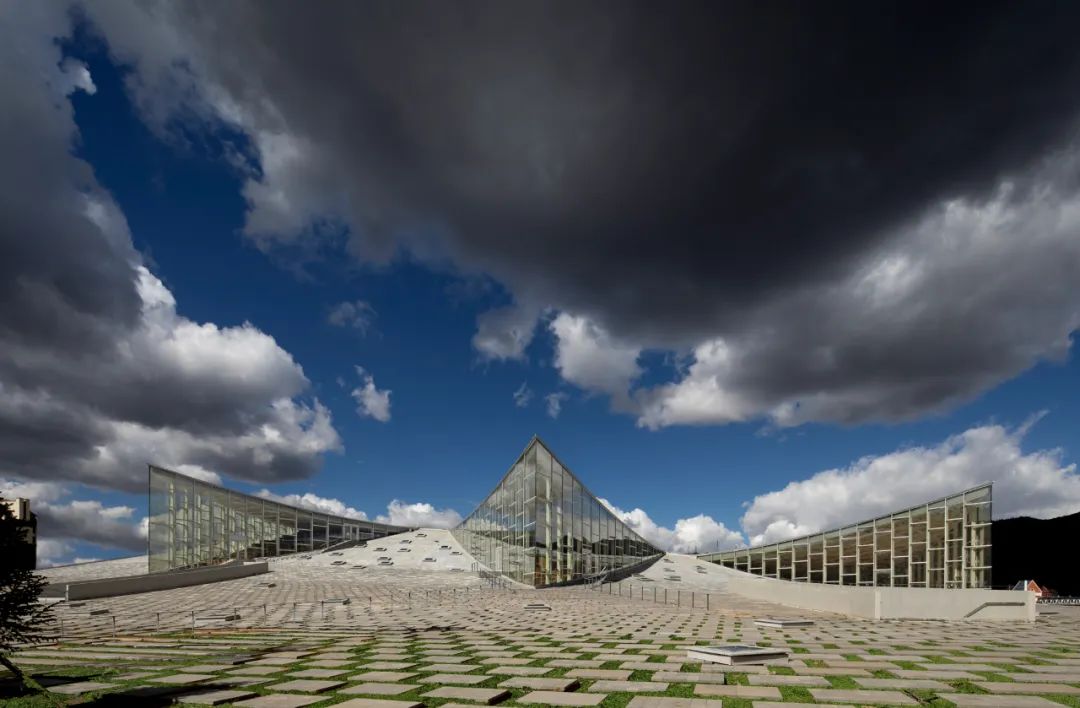 中国院作品|崇礼中心：连接城市与群山