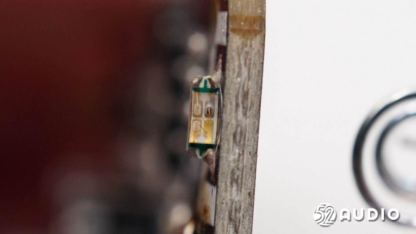 雷蛇天狼星v2专业版,razer雷蛇利维坦巨兽v2和天狼星v2