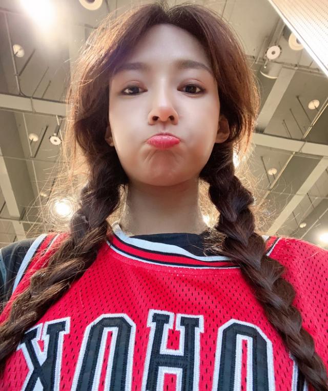 中国女篮王思雨照片好看一点的,徐杰和张茹王思雨身高啥关系