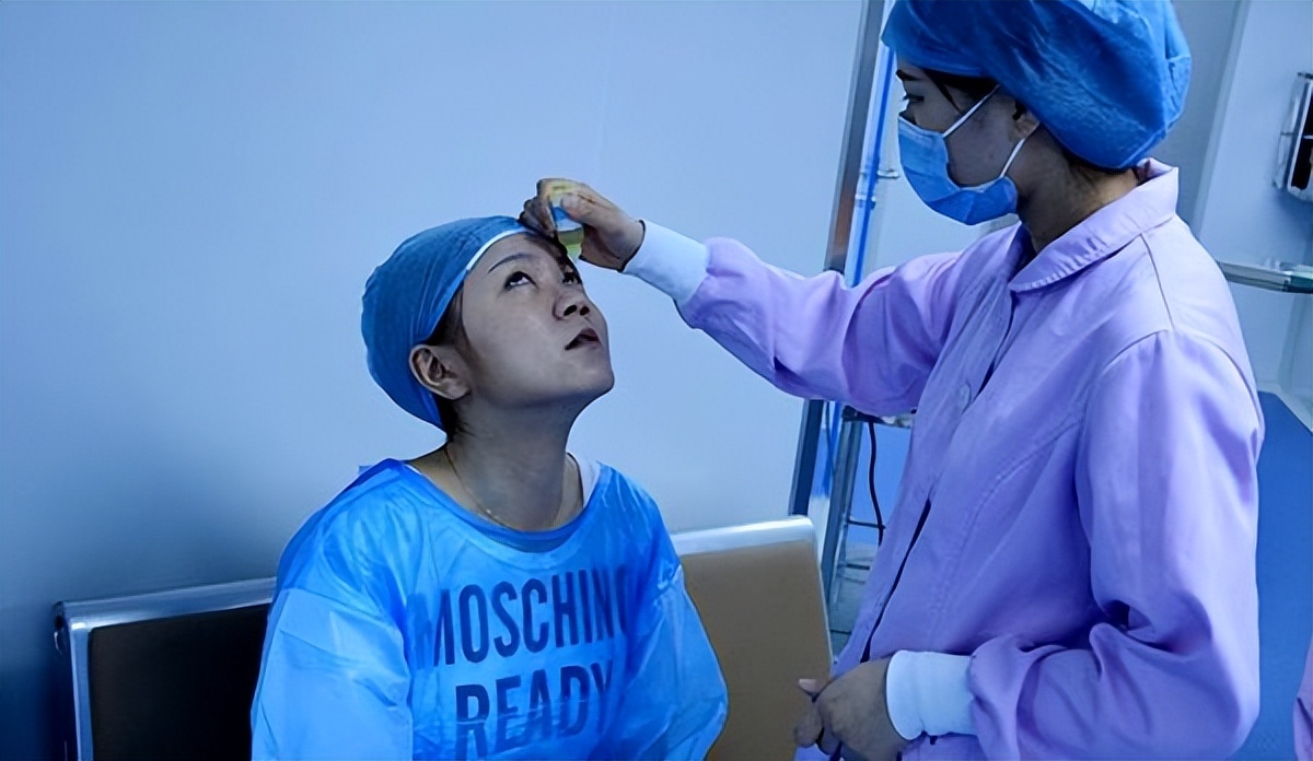 近视眼做飞秒激光有什么后遗症,用激光治近视眼