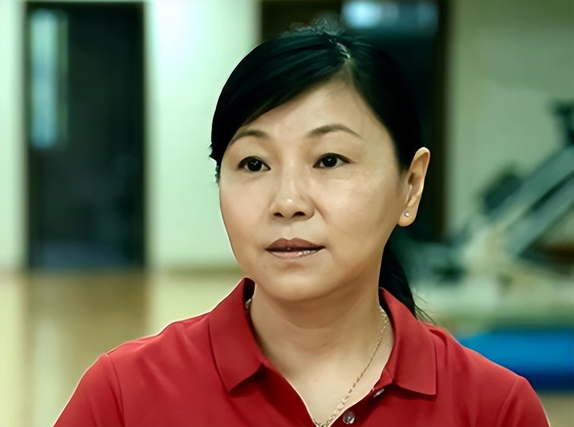 郭晶晶失误周继红,周继红伏明霞郭晶晶田亮