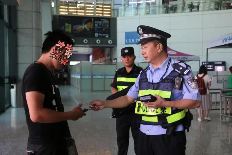 保安怎么当警察,保安可以升警察吗