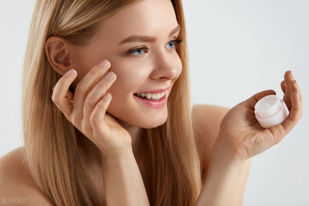 眼睛细纹干纹怎么消除美容院,眼睛有细纹美容院怎么做