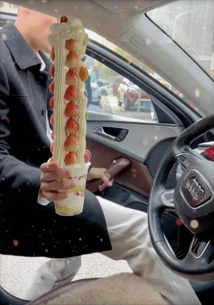 甜妹吃草莓视频,甜妹吃草莓