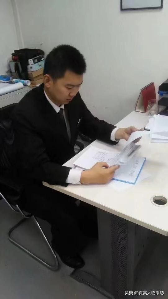 小学生自制最简单的遥控飞机,四川20岁小伙自制旋翼飞机