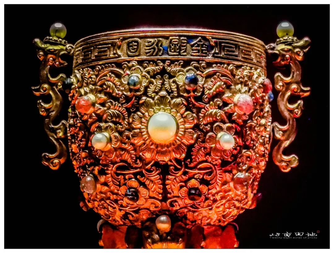 故宫600年-丹宸永固