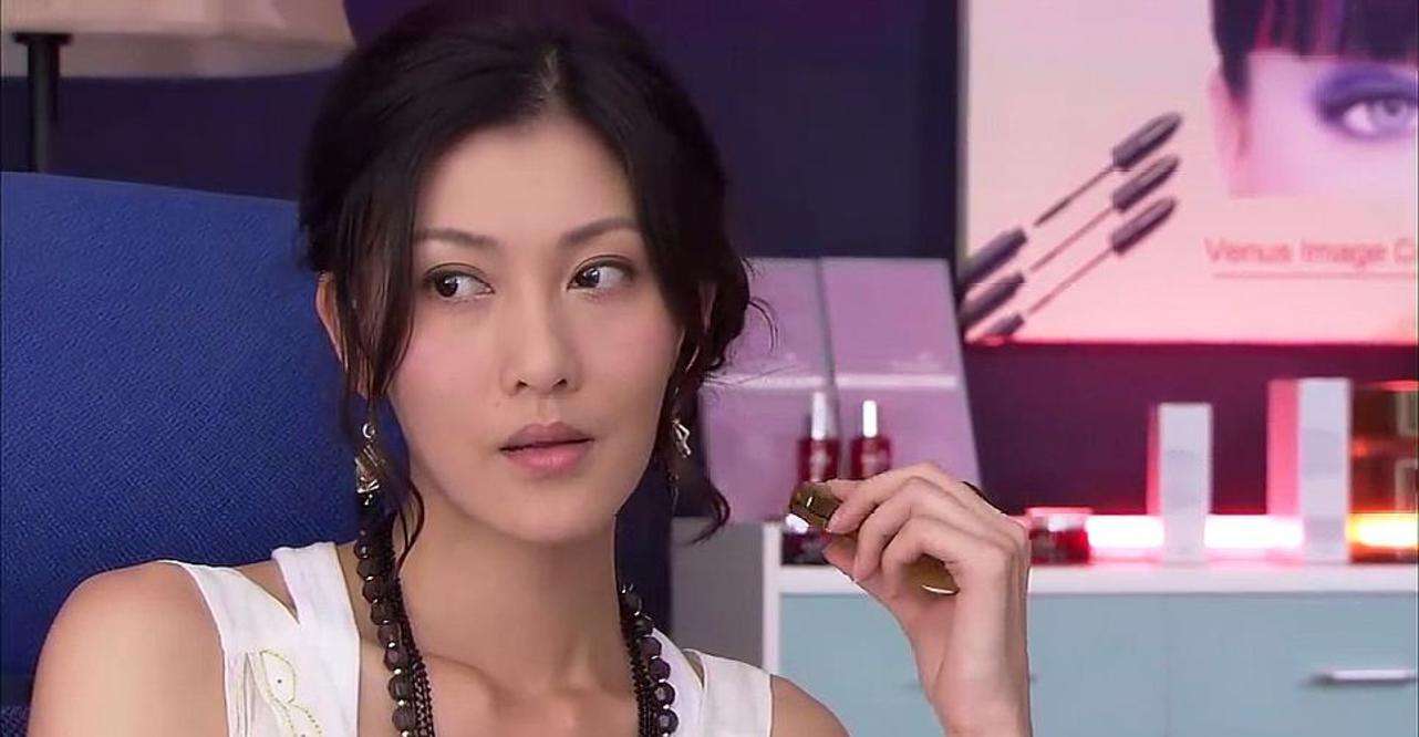 李彩桦承认与富商分手,李彩桦凭借演员复出