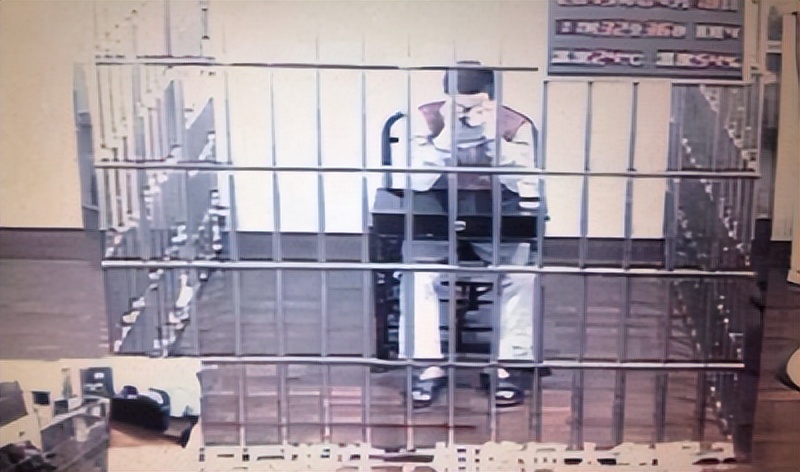 女生给舍友买避孕药,大学女生避孕药事件