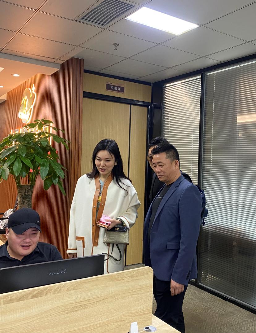 洪氏资产洪子晴女士与考察团视察中昌信集团达成战略共识-中昌信