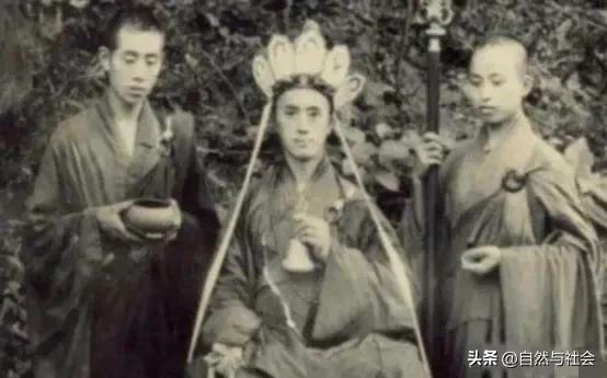 “身与名俱空”——文史资料里的海灯法师其人其事