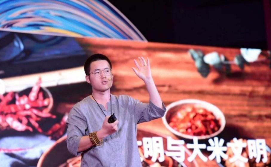 北大毕业生卖米粉怒怼董明珠,张天一北大毕业卖米粉