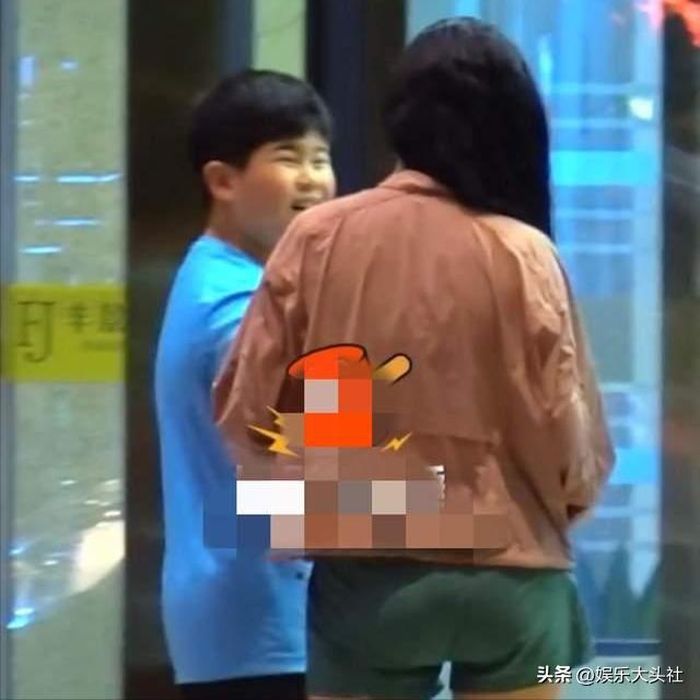 胡可二胎孕肚上节目,胡可怀孕腹痛难忍电视剧