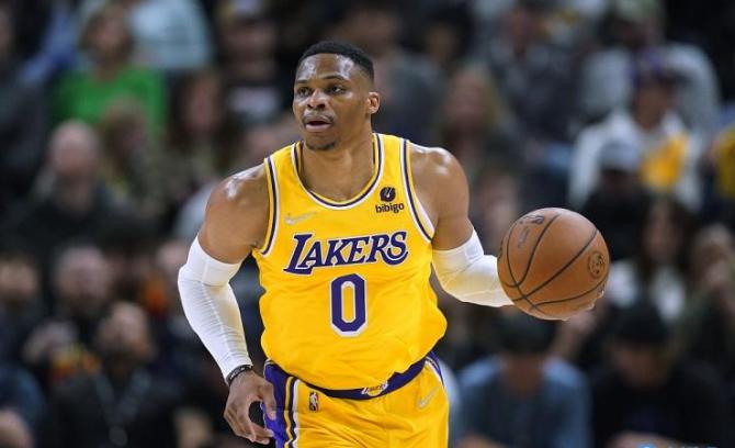 詹姆斯决裂巴斯家族,詹皇威少最新消息