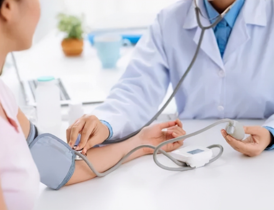 为何如此多的人发生脑梗?要怎么正确应对?一文给您详细讲清楚