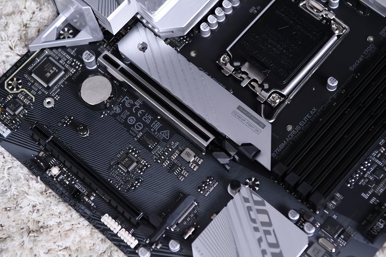 ddr5高时序和低时序玩游戏,ddr5怎么降延迟