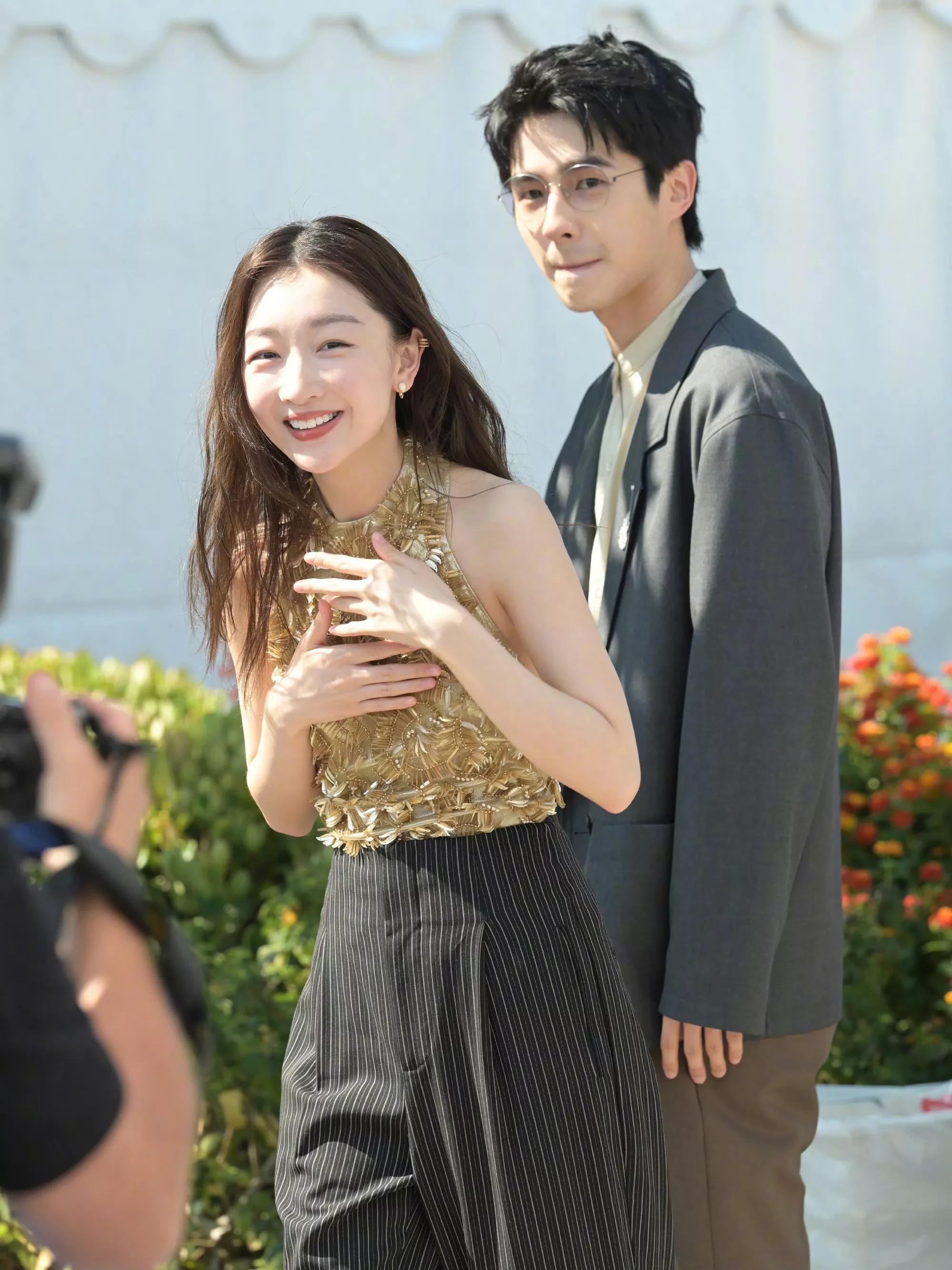 周冬雨面相分析,周冬雨早期后期面相