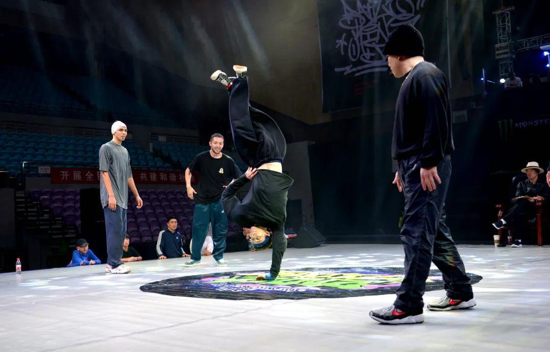 依托社会力量引领专业之路,宁波奉化这个俱乐部走出了国家队选手