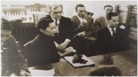 什么是宇称原理,宇称守恒定律是谁推翻的