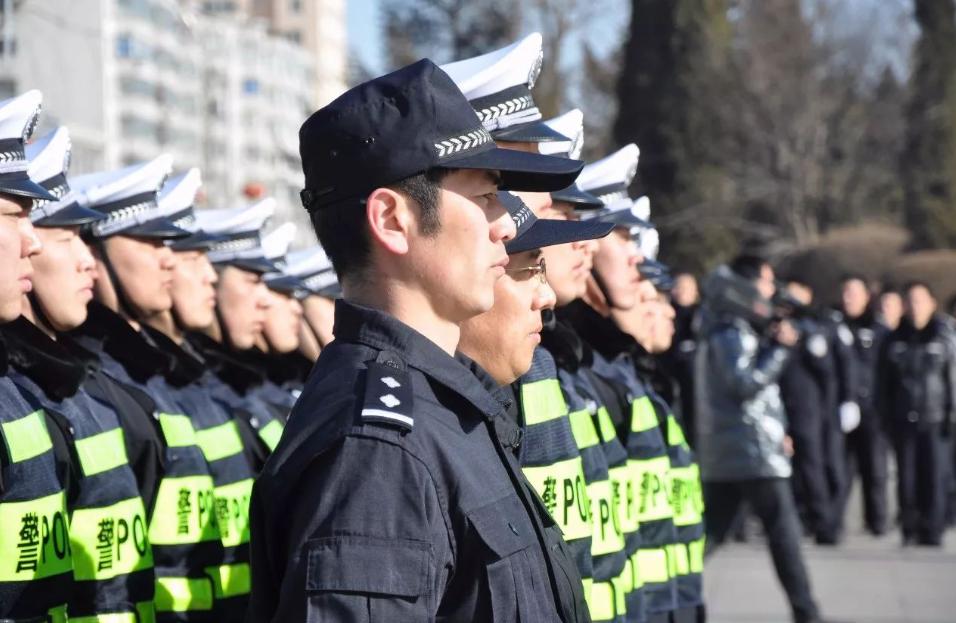 微信群里说12个字拘留15天,微信群里发几句牢骚被拘留