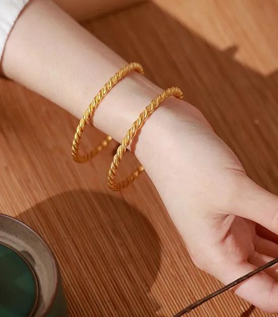 卡地亚黄金手镯工费一般多少钱,黄金手镯工费一般多少钱一克