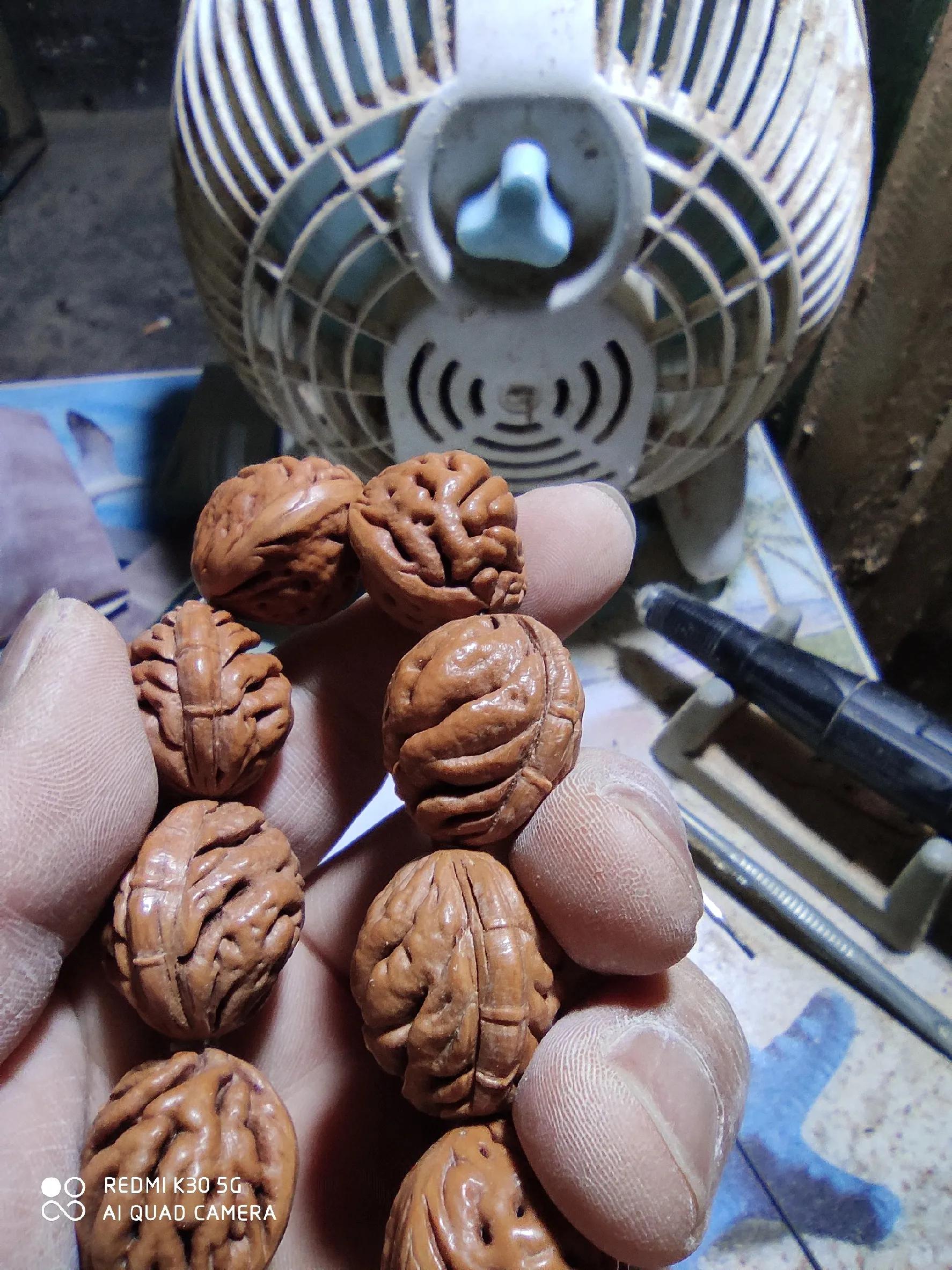 玩桃核小技巧,怎么用一个桃核玩出新花样