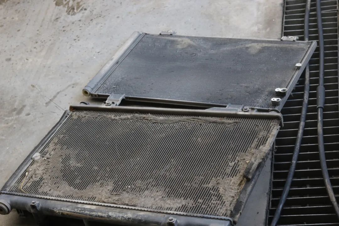 老皇冠全车翻新整备50000元,12代皇冠二手翻新要多少钱