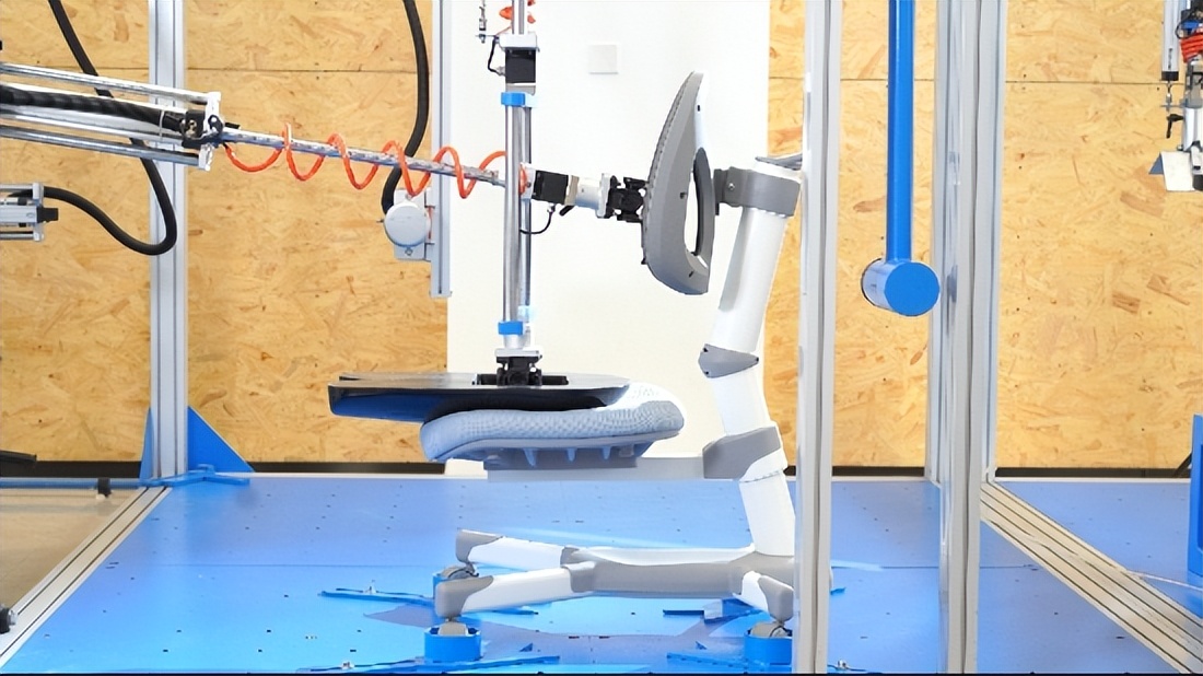 光明园迪儿童学习桌椅榉木,爱果乐和光明园迪儿童桌椅哪个好