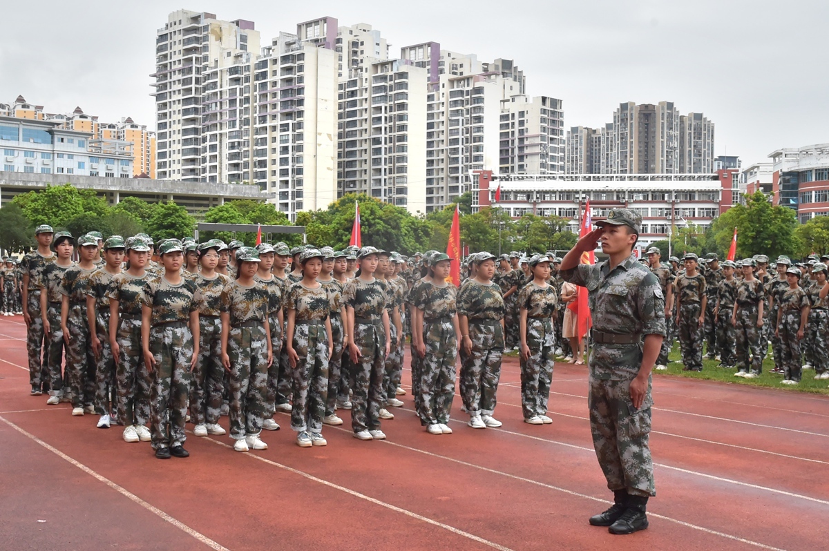 桂林各校军训精彩回顾,广西军训队列操