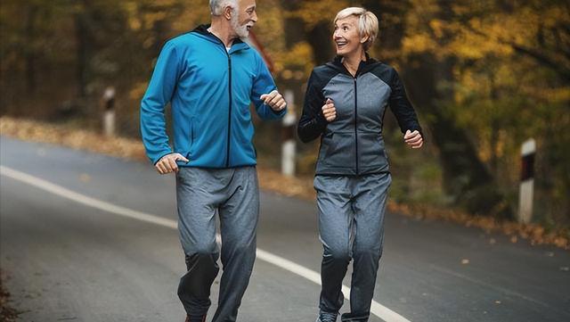 快走标准一小时几公里,最健康的锻炼方式快走