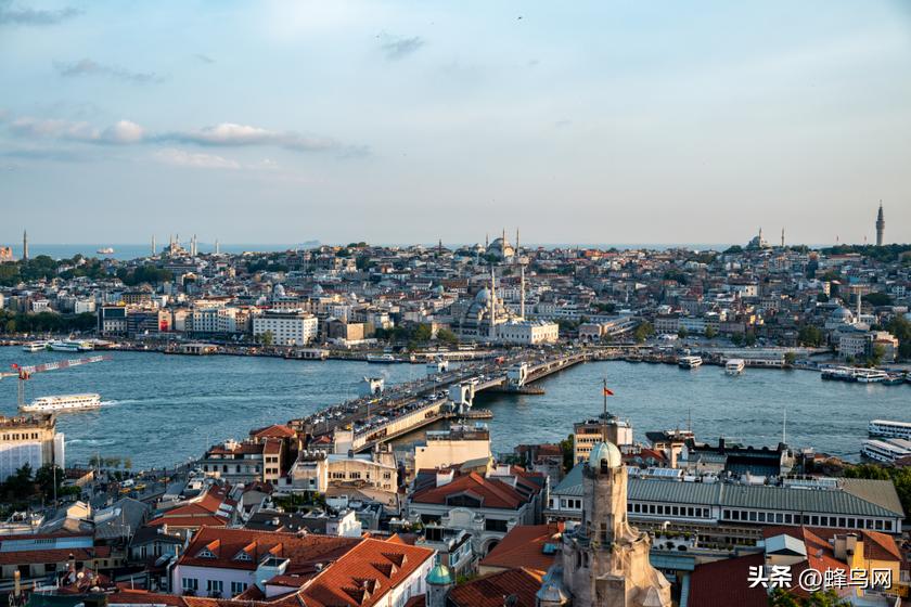 rf24-70f2.8镜头适合拍什么,rf24-70f2.8镜头还需要配什么镜