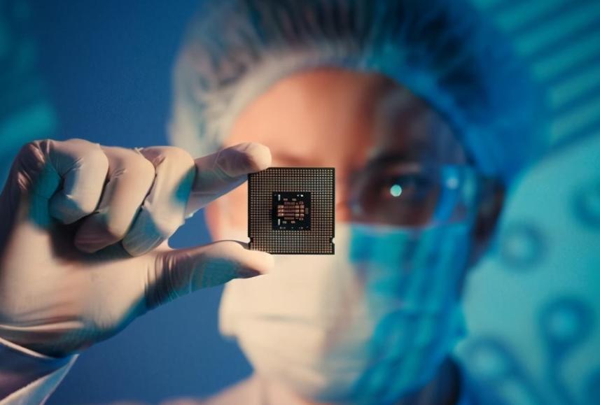 俄罗斯为什么也买不到高端光刻机,俄罗斯为什么不担心芯片和光刻机