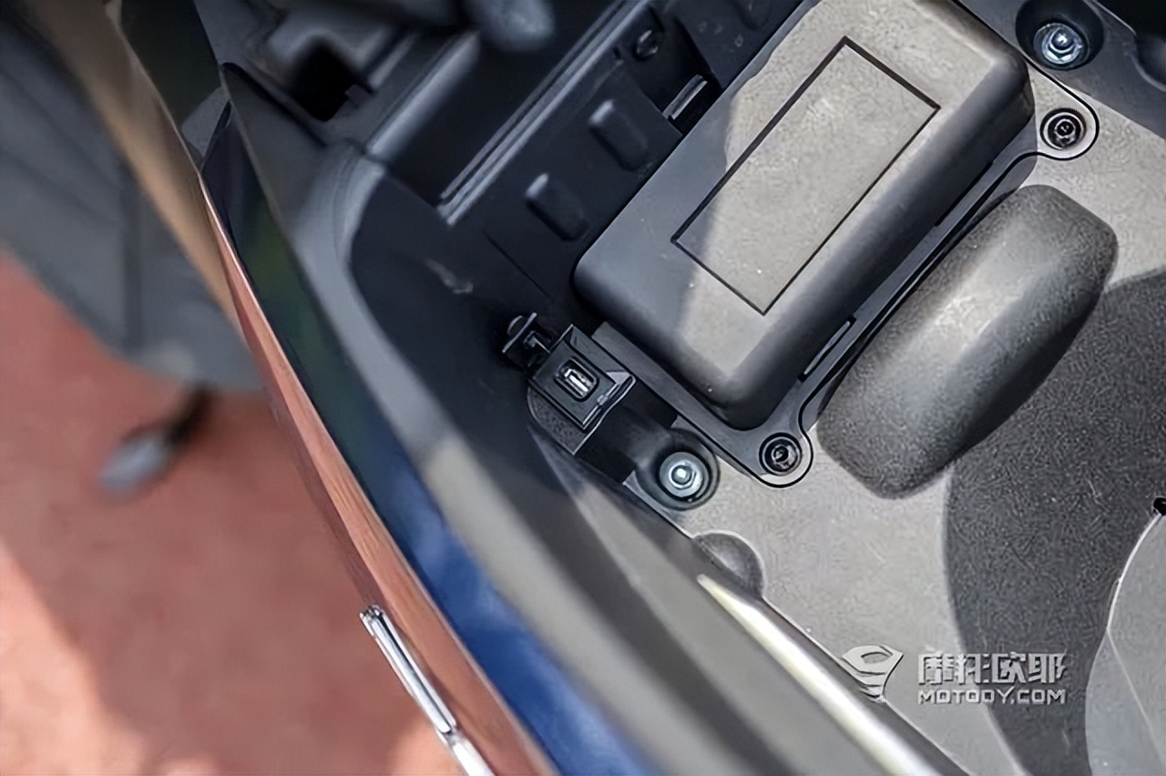 250cc踏板算不算大排量,哪款三万以内250cc踏板值得入手