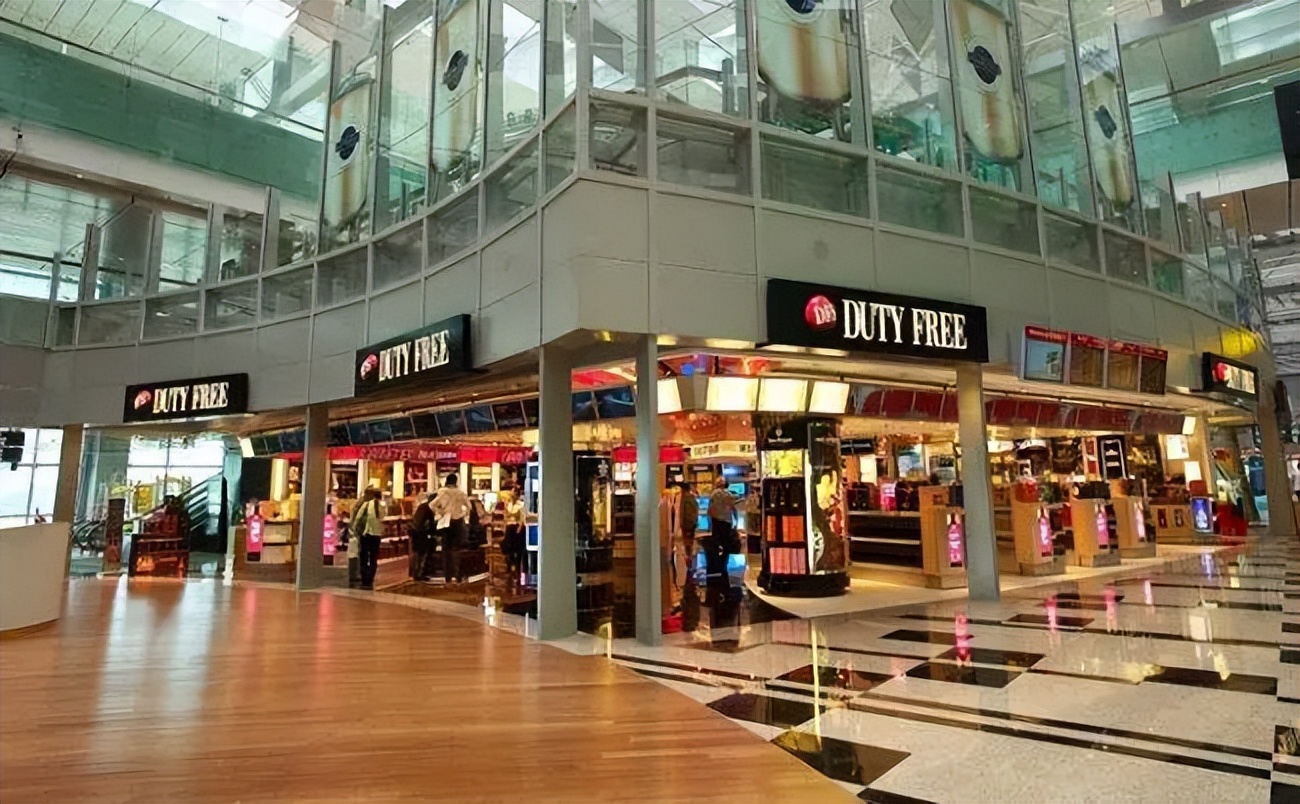 免税店的价格比网上贵,出国旅游免税店哪个最便宜