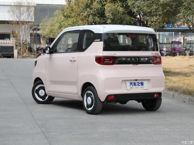 宏光miniev人民的代步车轻松款,宏光miniev有四门版