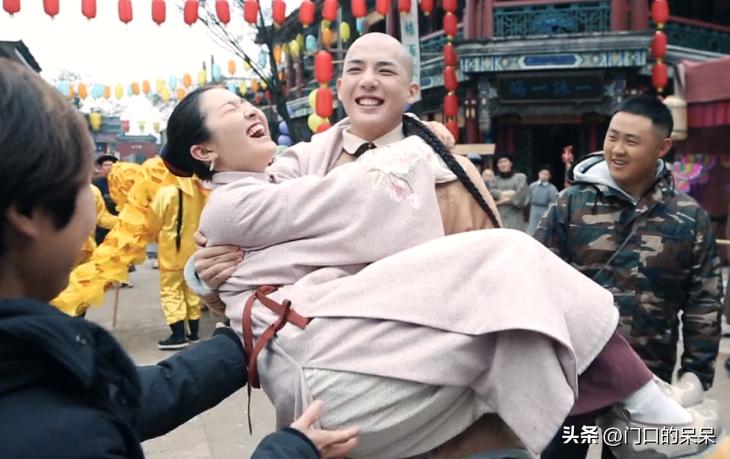 假洗澡、假身高、假骑马，这些国产剧太敷衍！导演骗着观众玩呢？