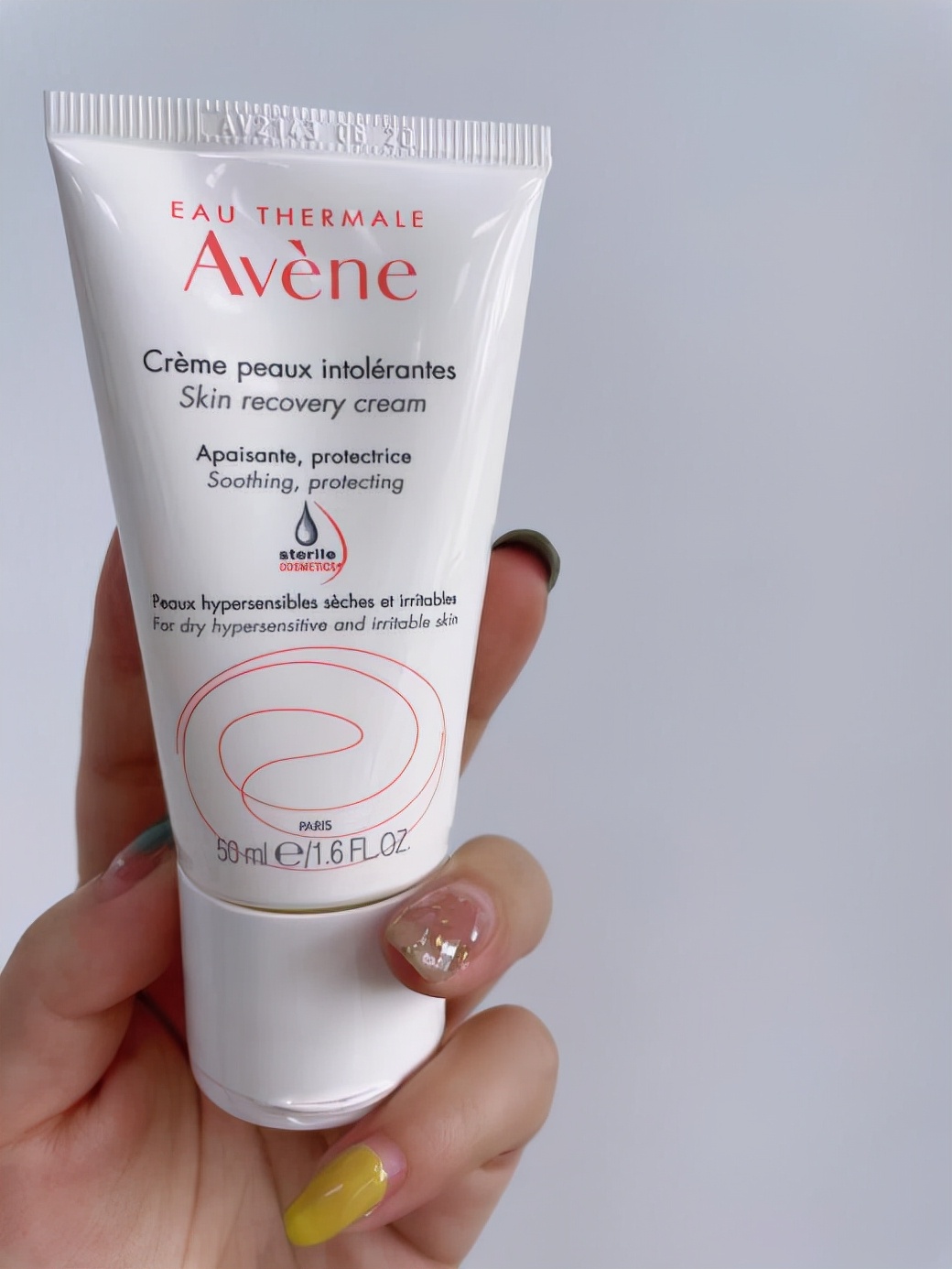 提亮肤色细腻毛孔用什么面霜,改善皮肤毛孔收缩推荐什么面霜