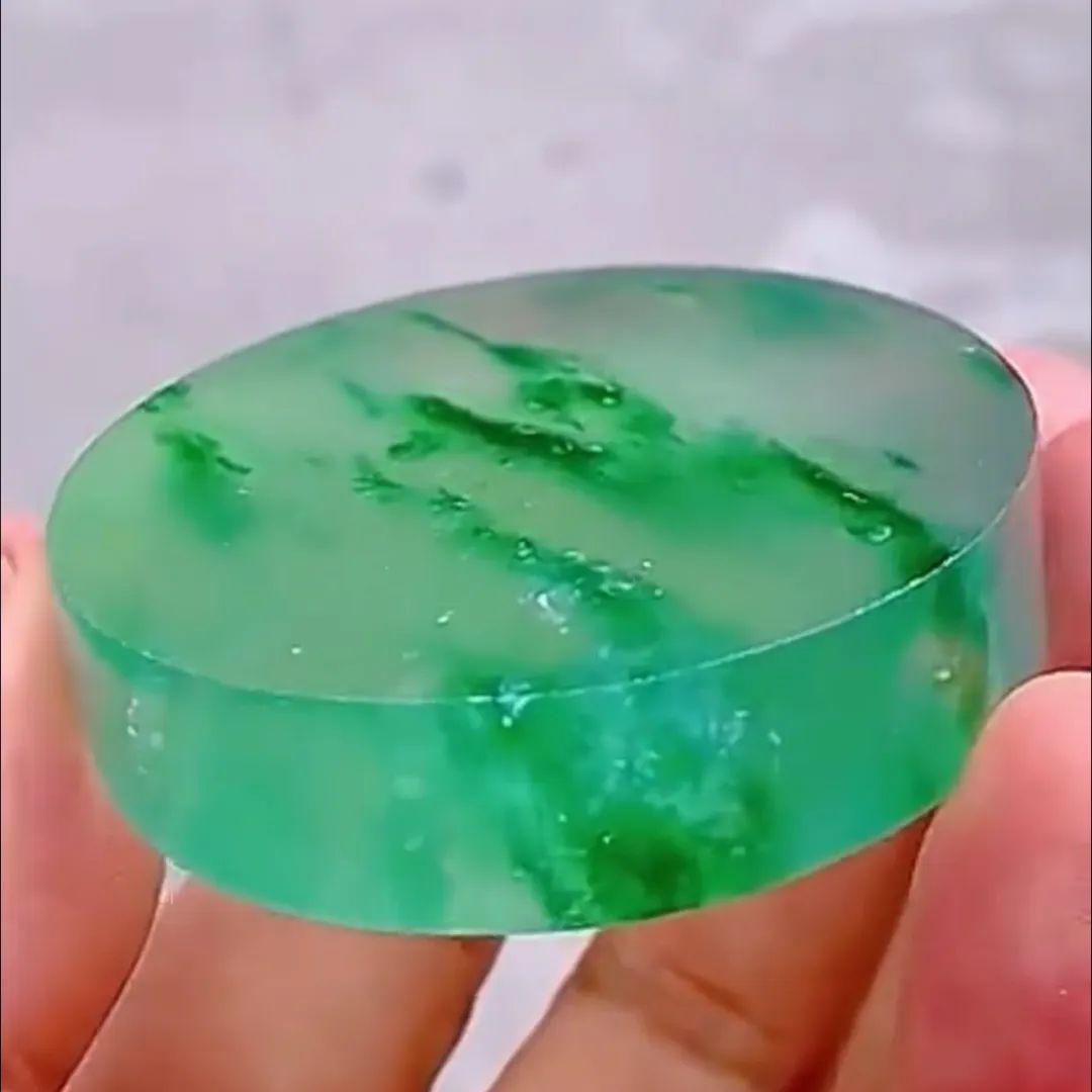 简直无法无天，网上买翡翠被骗6万冲上热搜！