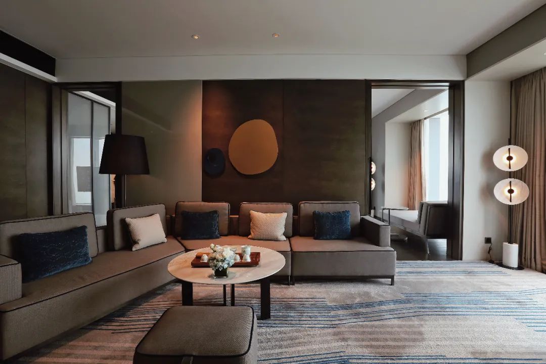 来厦门旅游订不到酒店,去厦门玩住不住鼓浪屿