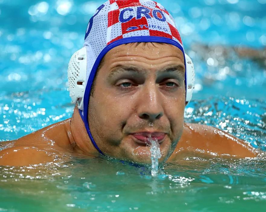 比赛中一些搞笑镜头笑翻你,赛场100个搞笑瞬间