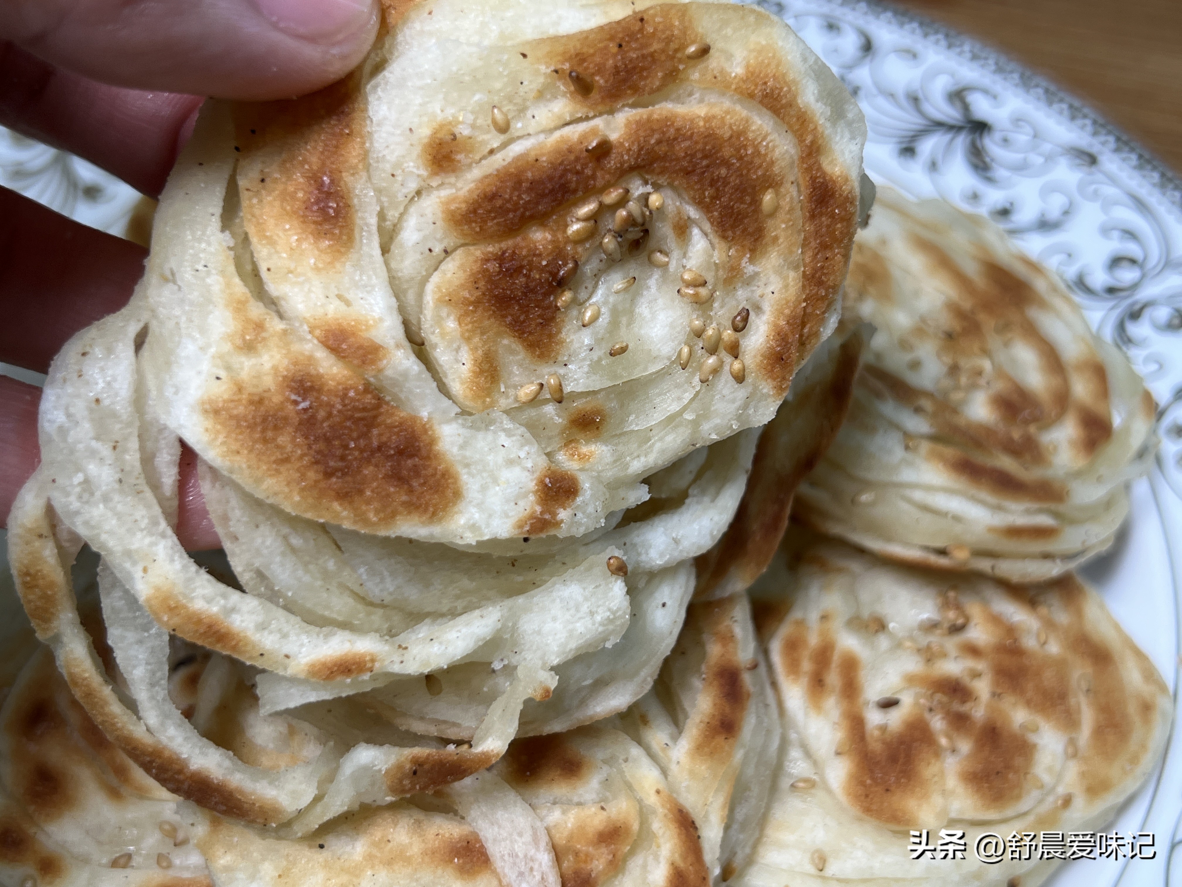 发面烧饼怎么做凉了也不硬,香酥发面烧饼制作方法