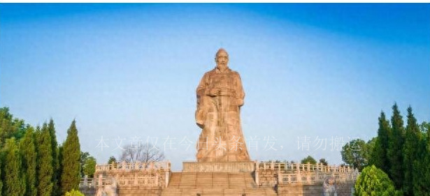 男子发现妻子床上有大量血迹,女子发现床上有血迹